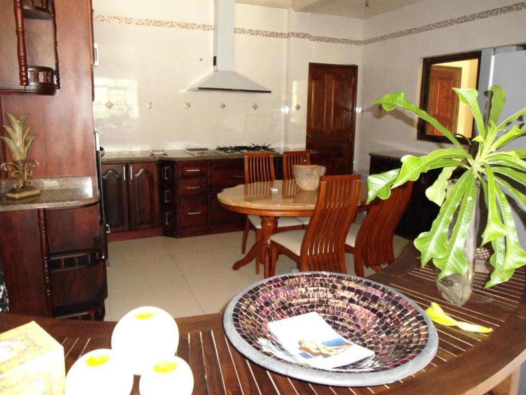 Bayview Villas Seychelles Anse Boileau Buitenkant foto